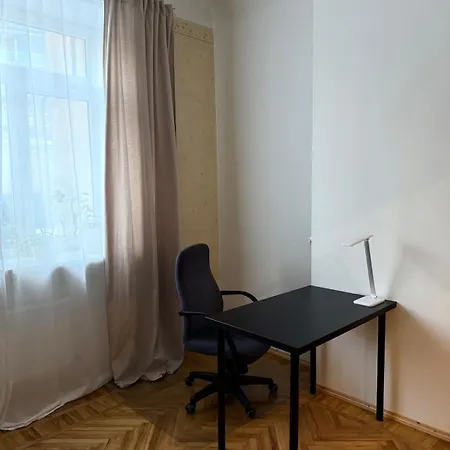 Valdemara Palace - 2 Bedrooms And Free Parking Apartment